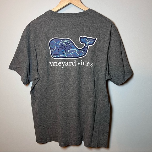 Vineyard Vines T-Shirt Men’s L Gray One Pocket Short Sleeve Tee Whale Logo Shirt - Picture 4 of 7